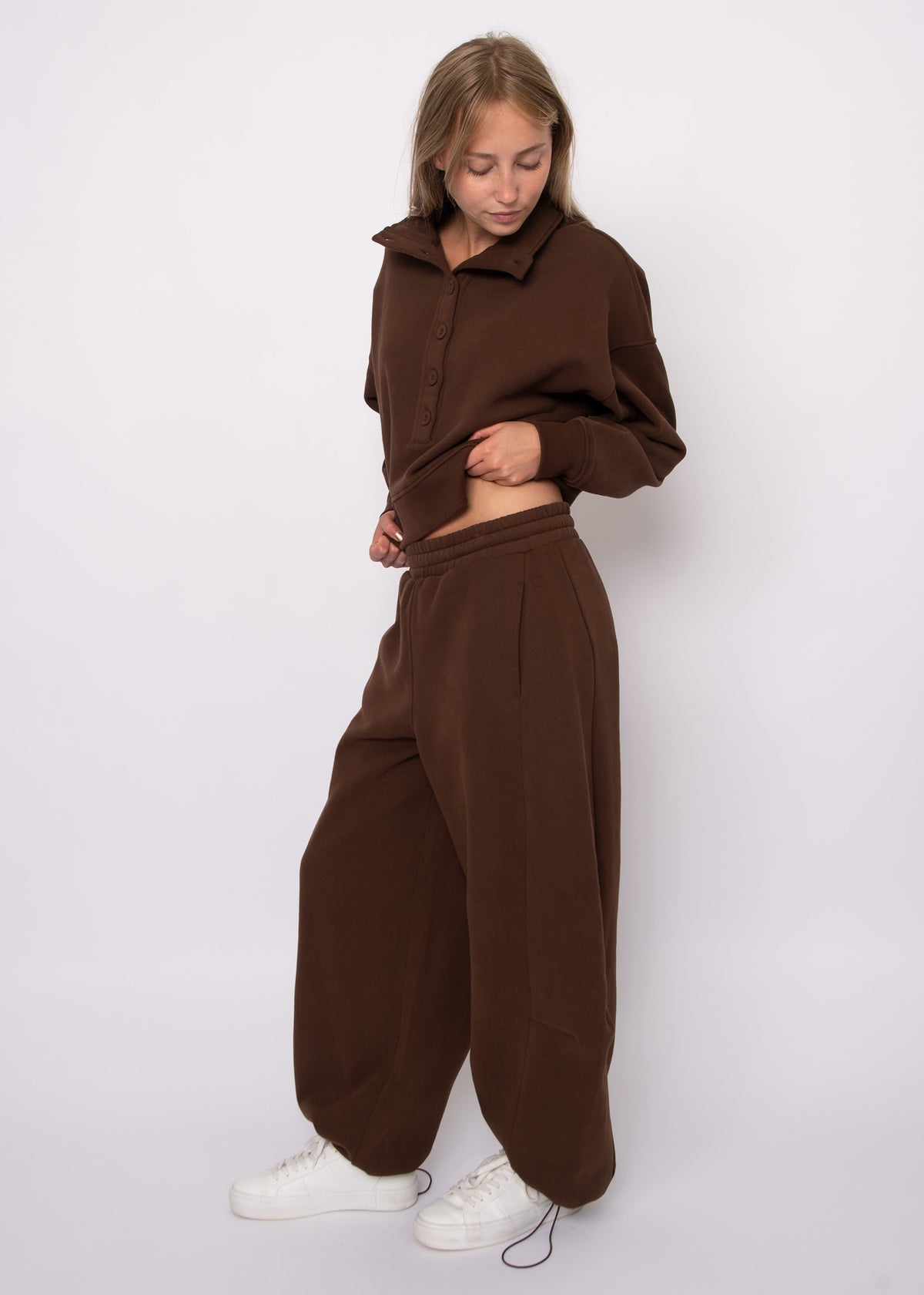 Beata Fleece Barrel Pant - Mahogany