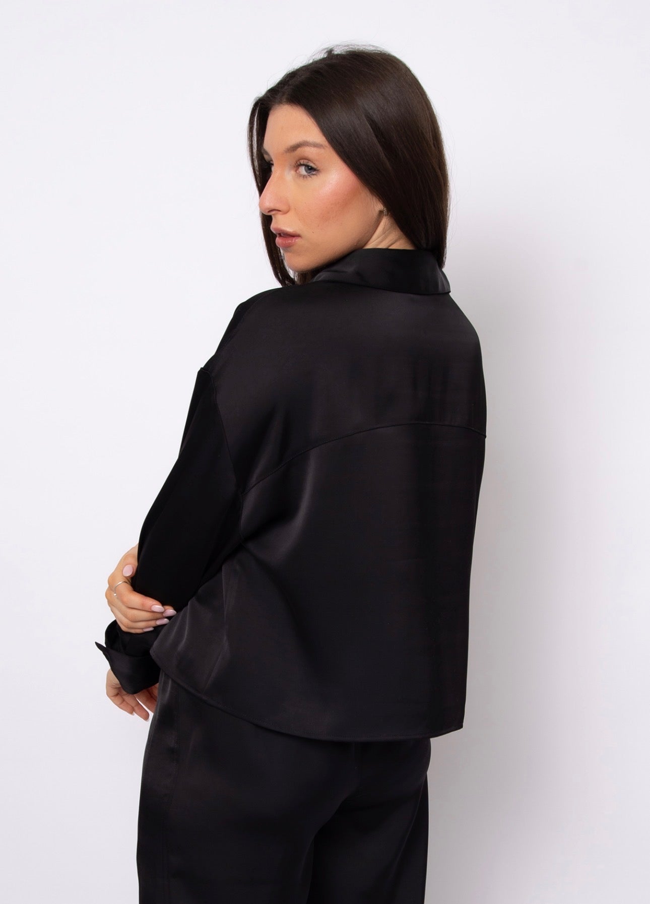 Kerwin Satin Collared Crop - Black