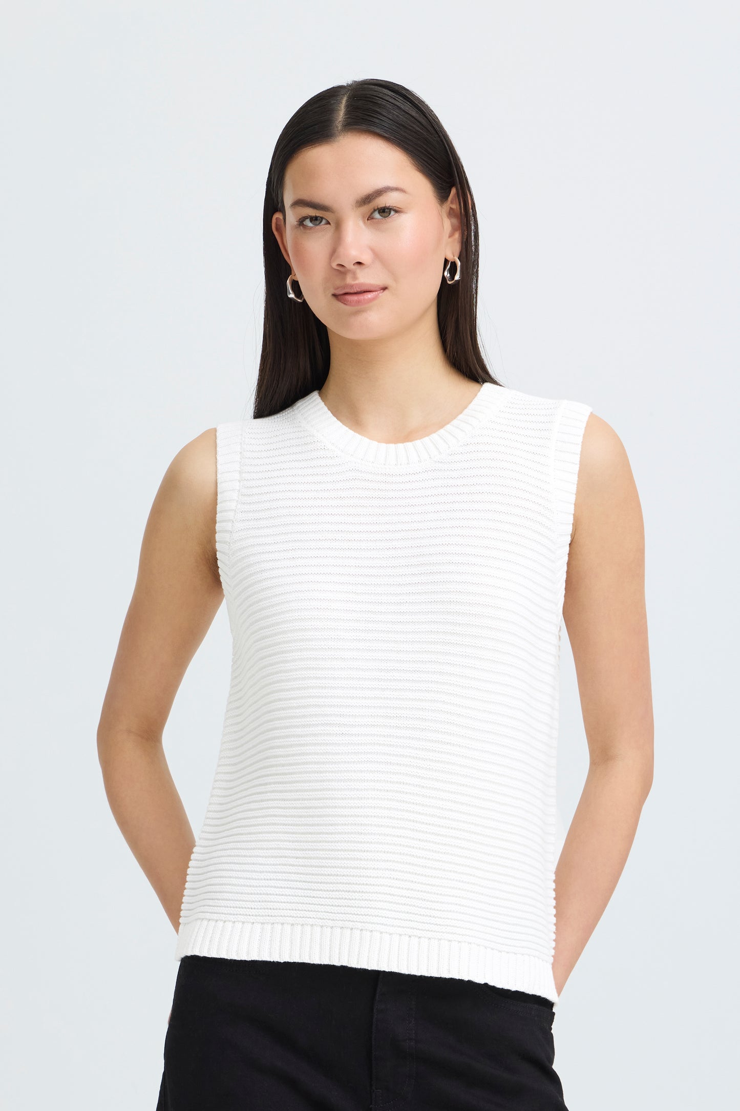 IHDOTTIES Slipover Vest - Cloud Dancer