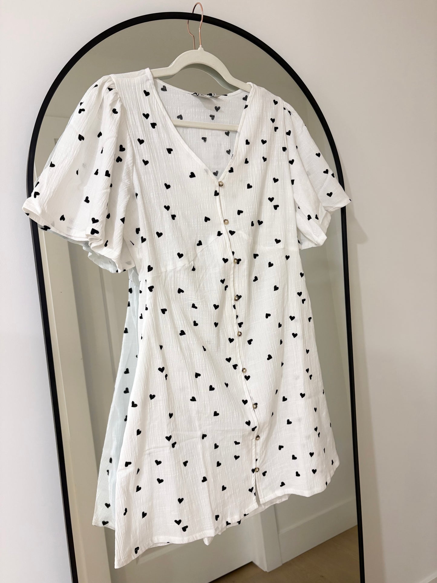 IHLIFANA Dress - Graphic Hearts