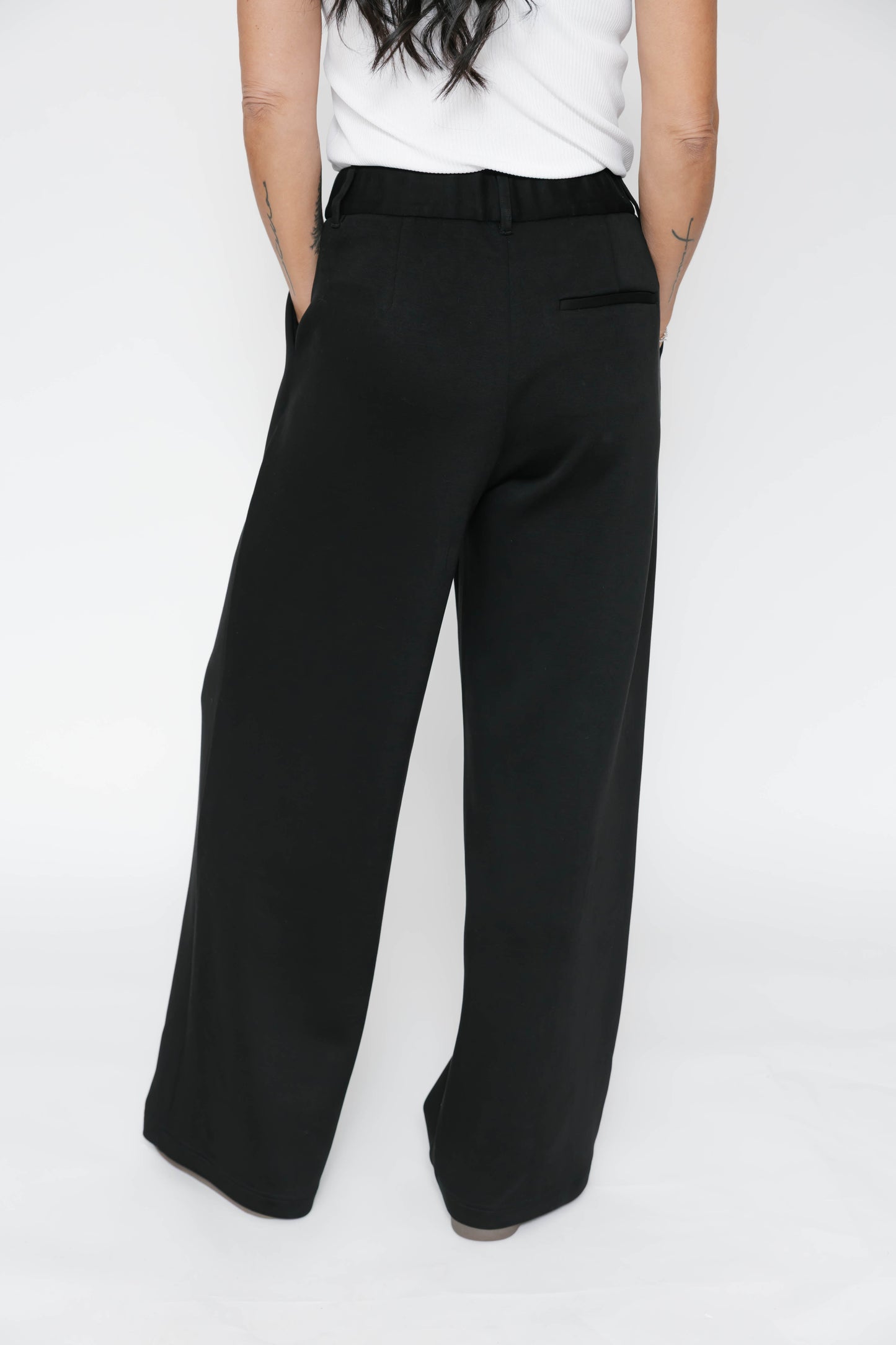 Halle Microscuba Pants in Black