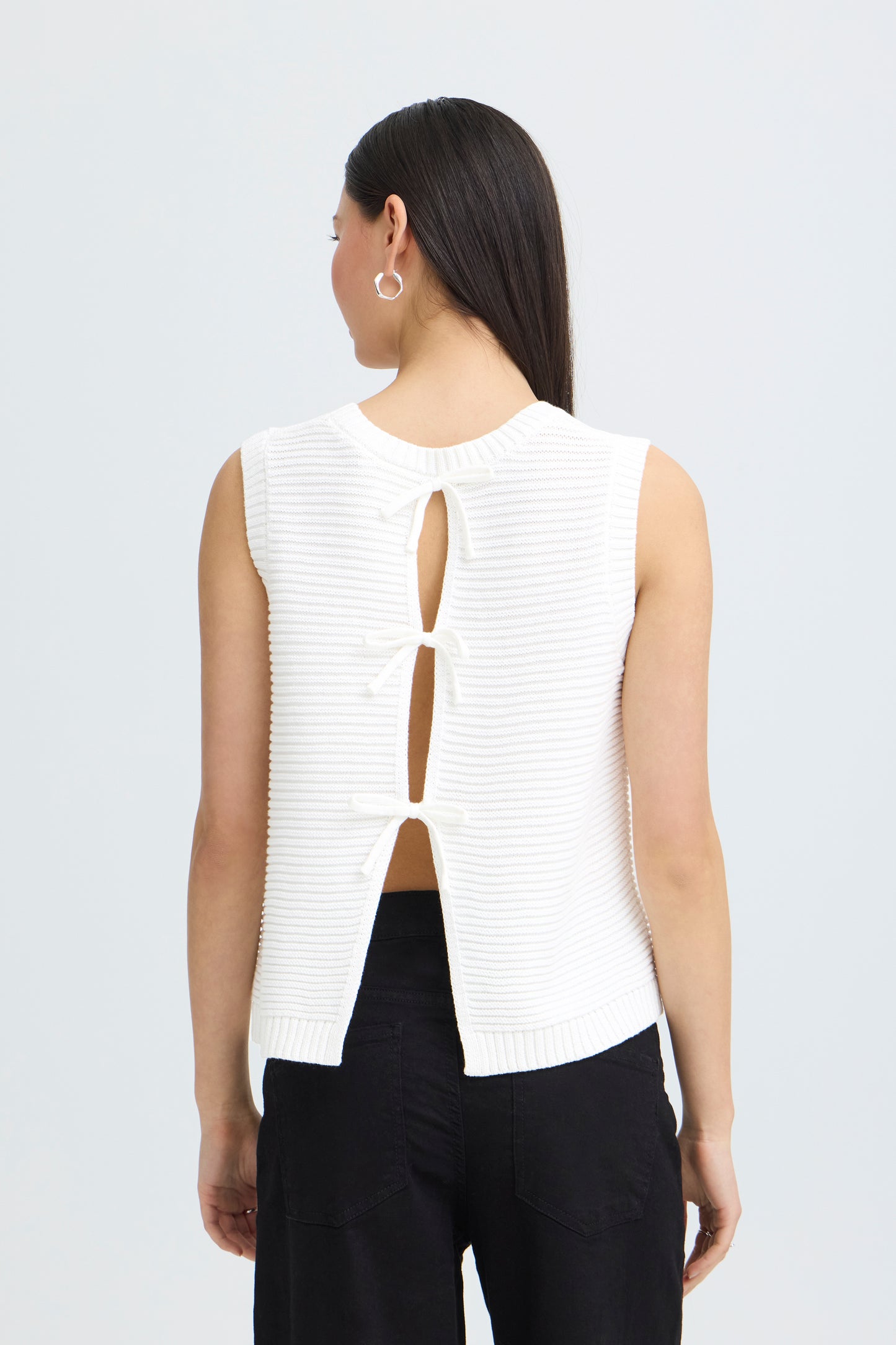 IHDOTTIES Slipover Vest - Cloud Dancer